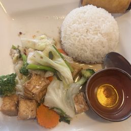 mixed veggie with tofu -  lunch special