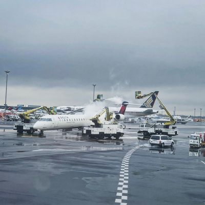 Terminal 4 by null