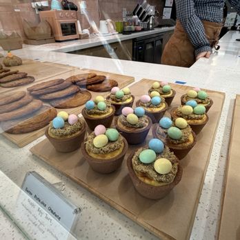 Re Bakesic - Easter pistachio chocolate mochi tart - Bakeries Near Me - Alhambra, California