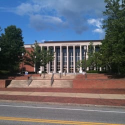 Ralph Brown Draughon Library