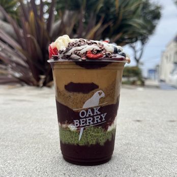 Oakberry Acai - Customized Acai Classic Size - Juice Bars & Smoothies Near Me - Manhattan Beach, California Oakberry Acai - Customized Acai Classic Size - Juice Bars & Smoothies Near Me - Manhattan Beach, California