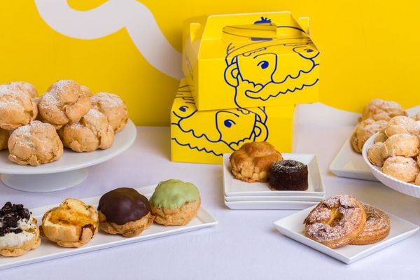 Beard Papa's by null