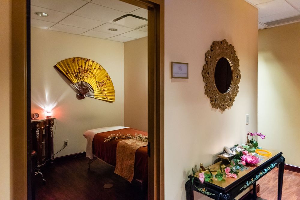 Phoenix Eastern Medicine Center Logo