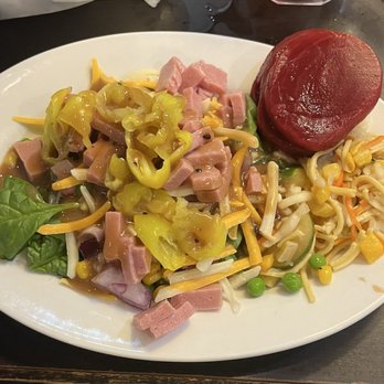Ruby Tuesday - salad - Burgers Near Me - Lavale, Maryland Ruby Tuesday - salad - Burgers Near Me - Lavale, Maryland