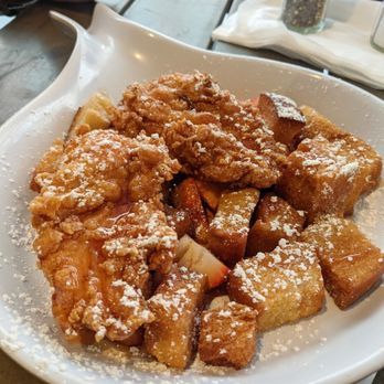 Ruby Slipper Central Business District - sweet heat chicken + french toast bites - Breakfast & Brunch Near Me - New Orleans, Louisiana