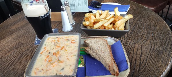 The Bleeding Horse by null