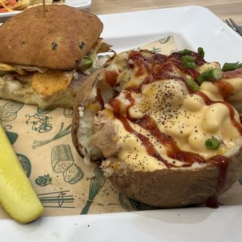 McAlister's Deli - Jalapeño Turkey crunch and smokehouse potato (pick 2) - Salad Near Me - Jackson, Michigan
