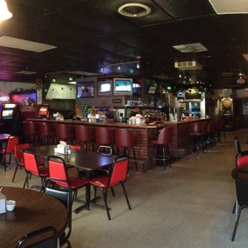 Motor Inn Bar & Grill - the interior of the restaurant - American Near Me - Shelton, Nebraska Motor Inn Bar & Grill - the interior of the restaurant - American Near Me - Shelton, Nebraska