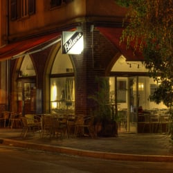 Cafe Bellevue - Cafe Bellevue bei Nacht
