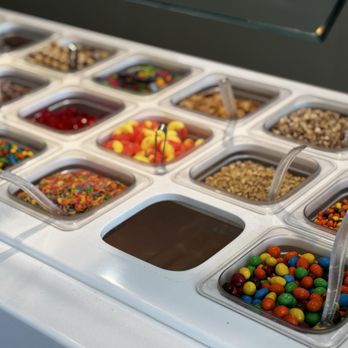 Yogurtland - Mo toppings - Ice Cream & Frozen Yogurt Near Me - New Orleans, Louisiana Yogurtland - Mo toppings - Ice Cream & Frozen Yogurt Near Me - New Orleans, Louisiana