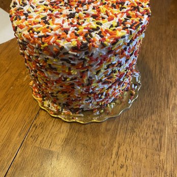 Carlo's Bakery - Autumn cake - Bakeries Near Me - Hoboken, New Jersey