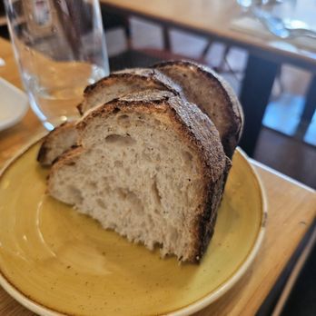 Willi's Wine Bar - French Near Me - Paris, 75 Willi's Wine Bar - French Near Me - Paris, 75