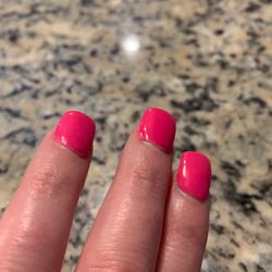 Horrible job, never had so bad, this is the day I got them done, lifting off the bottom, un-even, way too thick, do not go here!