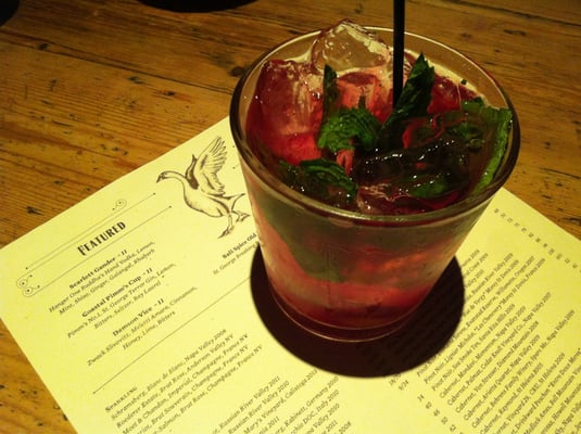 Goose & Gander by null