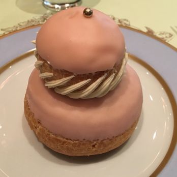 Ladurée - Religieuse - Rose - Tea Rooms Near Me - Paris, 75 Ladurée - Religieuse - Rose - Tea Rooms Near Me - Paris, 75