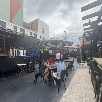 Bay Street Yard - Bars Near Me - Fort Myers, Florida Bay Street Yard - Bars Near Me - Fort Myers, Florida