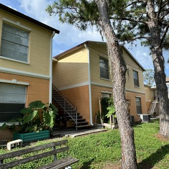 Marquez Rain Gutters - Gutter Services Near Me - Cutler Bay, Florida