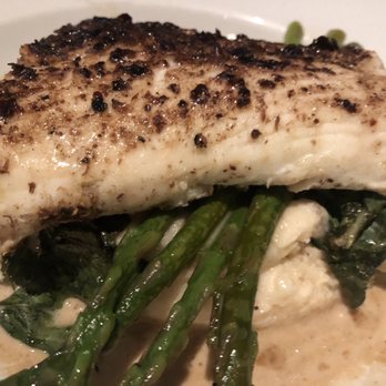 Yard House - Porcini crusted halibut, yum, but veggies were over-cooked - Bars Near Me - Long Beach, California