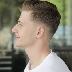 Sky Salon - Barber cut by Damon