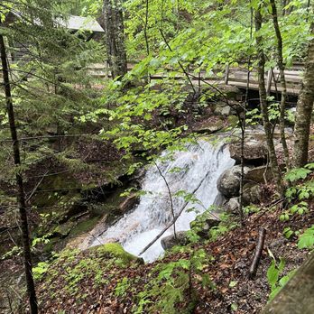 The Flume Gorge - Another waterfall - Parks Near Me - Lincoln, New Hampshire The Flume Gorge - Another waterfall - Parks Near Me - Lincoln, New Hampshire