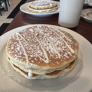 Dalia's Pancake House - American Near Me - Palos Hills, Illinois
