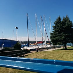 Royal Hamilton Yacht Club - The view on the patio!