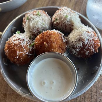 Eureka! - Mac & Cheese Balls - American Near Me - Hawthorne, California