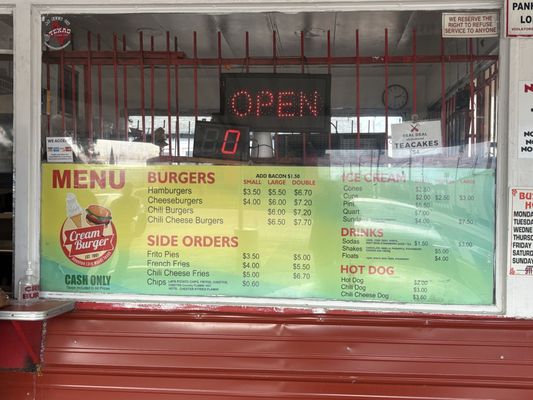 Cream Burger by null