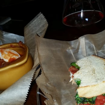 Founders Brewing - Devil Dancer IPA, chili, and chicken club sandwich - Breweries Near Me - Grand Rapids, Michigan