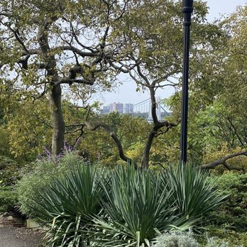 Fort Tryon Park - Parks Near Me - New York, New York Fort Tryon Park - Parks Near Me - New York, New York