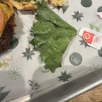 Shake Shack Ballston - Getting the margins up with minimal lettuce and pickles... - Fast Food Near Me - Arlington, Virginia Shake Shack Ballston - Getting the margins up with minimal lettuce and pickles... - Fast Food Near Me - Arlington, Virginia