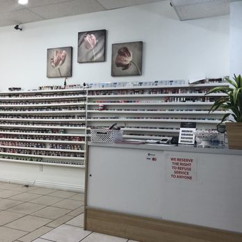 Love nails - Nail colors - Nail Salons Near Me - Las Vegas, Nevada