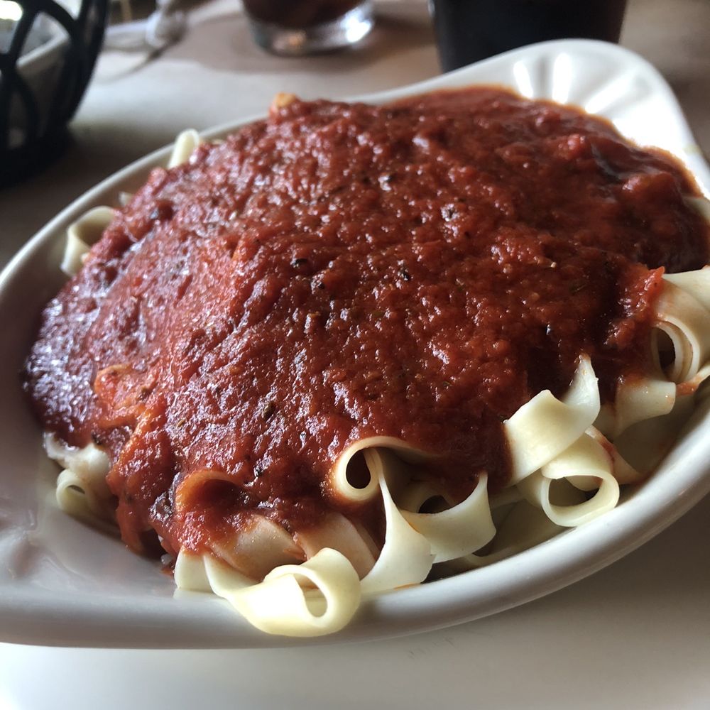 Il Camino Restaurant - Homemade spaghetti and their red sauce for my side. Some of the best spaghetti I've ever had. - Italian Near Me - Leominster, Massachusetts Il Camino Restaurant - Homemade spaghetti and their red sauce for my side. Some of the best spaghetti I've ever had. - Italian Near Me - Leominster, Massachusetts