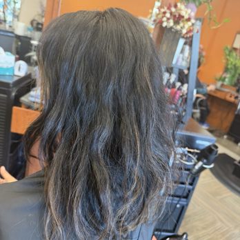 Vivi Salon & Spa - Hair Salons Near Me - Mill Creek, Washington Vivi Salon & Spa - Hair Salons Near Me - Mill Creek, Washington