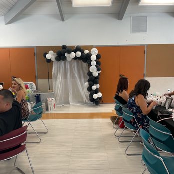 Party Eight - Balloon Services Near Me - Hayward, California
