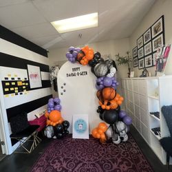 Barre Element - love the festivities