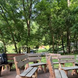 Butterfly Hollow Bed & Breakfast - Wedding spot