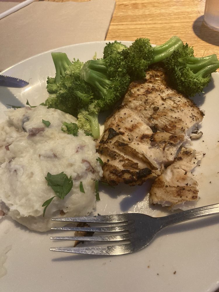 Social spots from Applebee's Grill + Bar