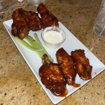 Tutto Pizza - Guava BBQ Chicken Wings - Pizza Near Me - Miami, Florida Tutto Pizza - Guava BBQ Chicken Wings - Pizza Near Me - Miami, Florida