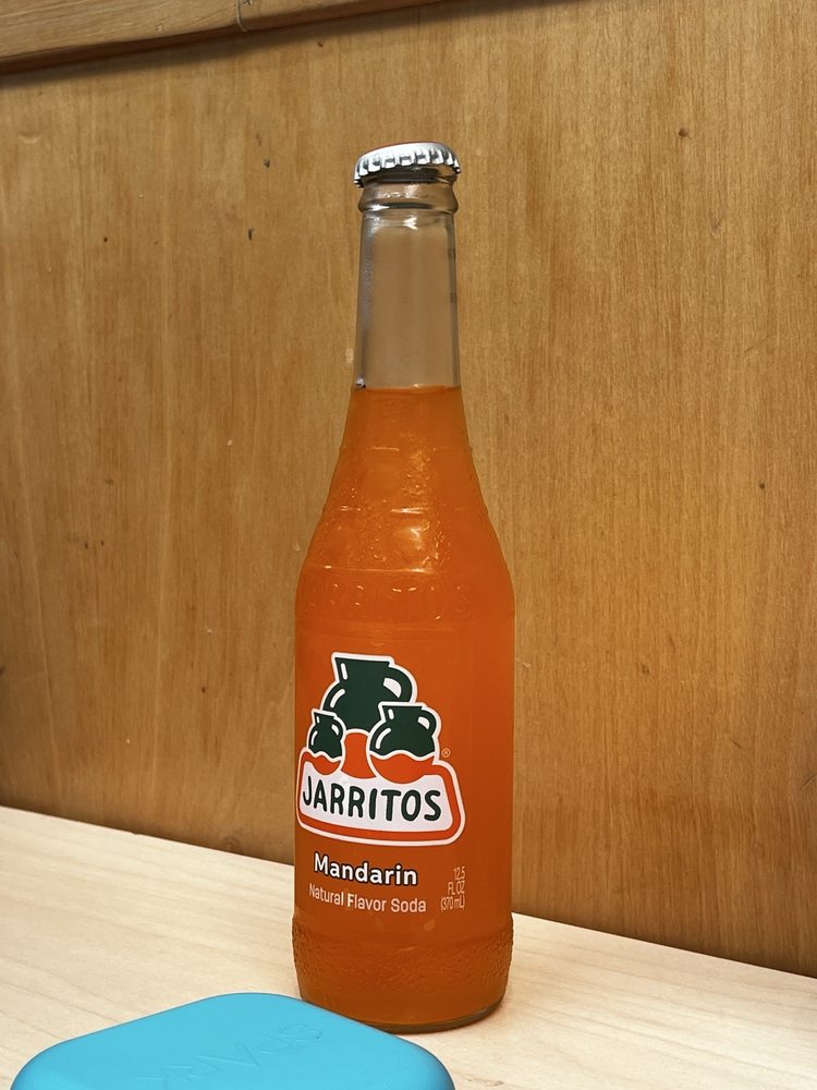 Cuernos Largos Taqueria