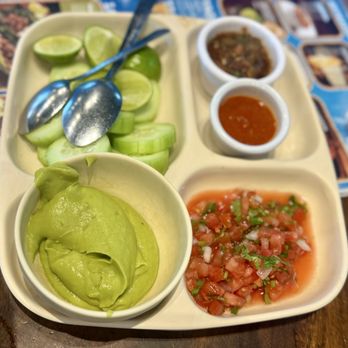El Paisa - Complementary appetizers - Tacos Near Me - Cabo San Lucas, BCS