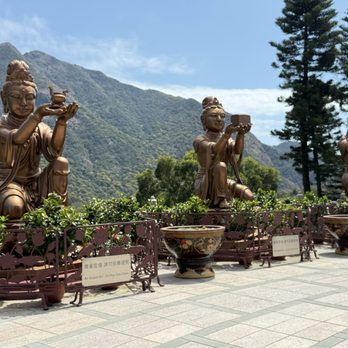 天壇大佛 - Statues surrounding Big Buddha - Buddhist Temples Near Me - Hong Kong, HK 天壇大佛 - Statues surrounding Big Buddha - Buddhist Temples Near Me - Hong Kong, HK