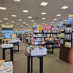 Barnes & Noble Booksellers
