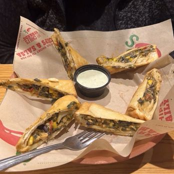 Chili's - Southwestern Eggrolls - Bars Near Me - Phoenix, Arizona Chili's - Southwestern Eggrolls - Bars Near Me - Phoenix, Arizona