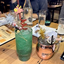 Frosted Tinzel Spritz and Merry Mistletoe Mule Frosted Tinzel Spritz and Merry Mistletoe Mule