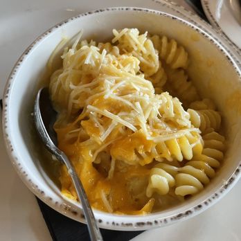 West Main Taproom + Grill - Mac n cheese side (meh but I mean- Mac n cheese is always edible!) - American Near Me - Parker, Colorado