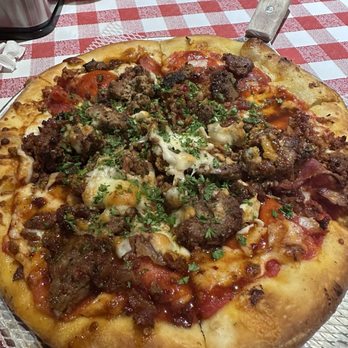 Bill's Pizza - Charlie Sheen - Pizza Near Me - Palm Springs, California Bill's Pizza - Charlie Sheen - Pizza Near Me - Palm Springs, California