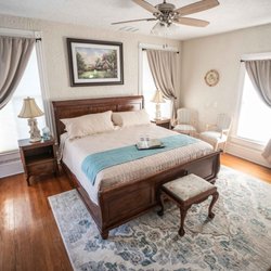 Live Oaks Inn - Blue Cottage Room