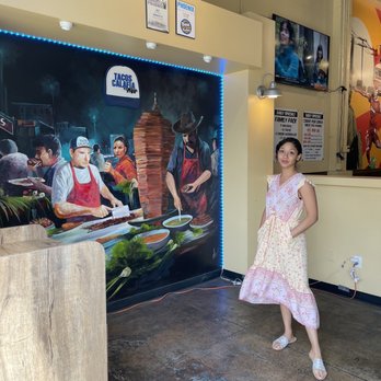 Tacos Calafia - Downtown - Cool inside esthetic - Tacos Near Me - Phoenix, Arizona