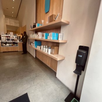 Blue Bottle Coffee - Central Tower - Coffee & Tea Near Me - San Francisco, California Blue Bottle Coffee - Central Tower - Coffee & Tea Near Me - San Francisco, California